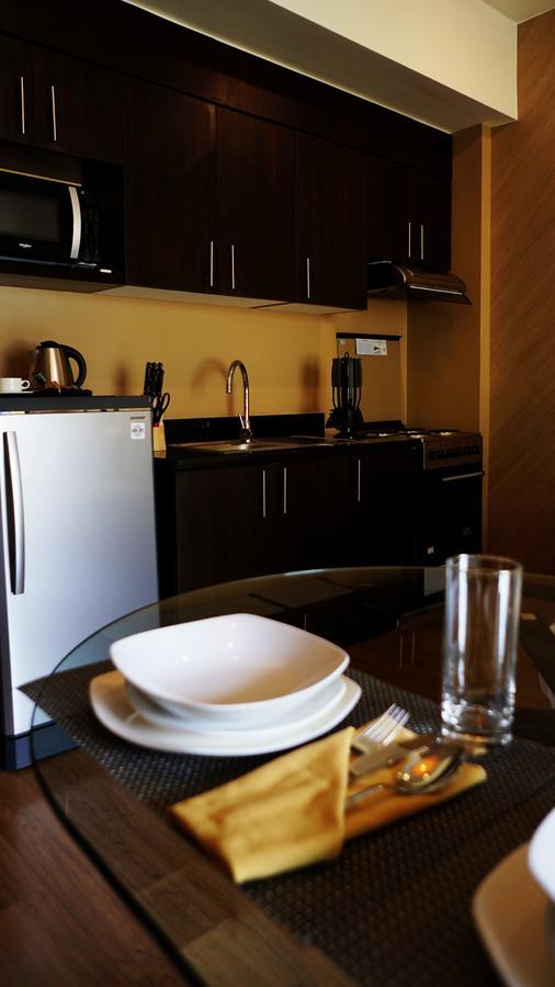 The Serviced Residences At Kasa Luntian Managed By Hii Тагайтай Экстерьер фото